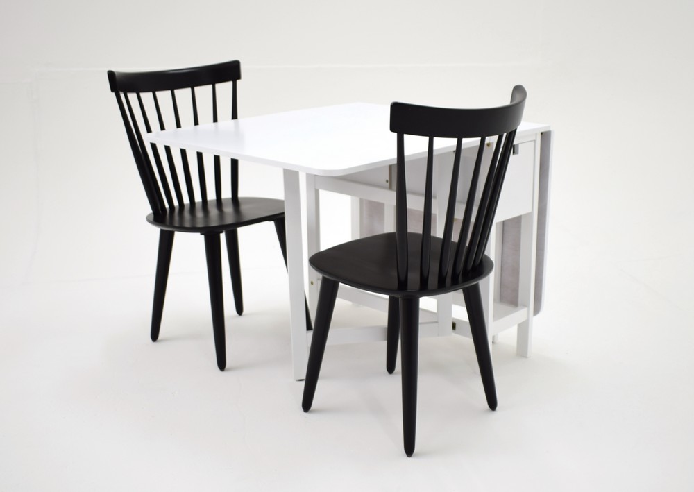 Sofiero matgrupp Bord inklusive 2 st stolar Vit svart 2695 kr Trendrum se Sofiero matgrupp Bord inklusive 2 st stolar Vit svart 2695 kr Trendrum se