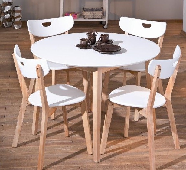 Nesto runt matbord Vit Ek 1195 kr Trendrum se Nesto runt matbord Vit Ek 1195 kr Trendrum se