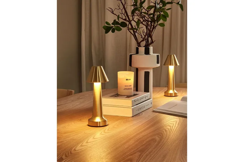 Adasi LED Bordslampa 2 st 24 cm - Guld - Products - Belysning - Lampor & belysning inomhus - Sovrumslampa - Sänglampa - Sängbordslampa