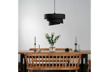 Taklampa Miwako Svart - Svart - Products - Belysning - Lampor & belysning inomhus - Taklampa & takbelysning - Pendellampa & hänglampa