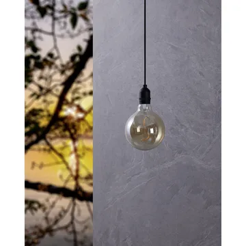 Takpendel Vignanello - Svart Amber - Products - Belysning - Lampor & belysning inomhus - Taklampa & takbelysning - Pendellampa & hänglampa