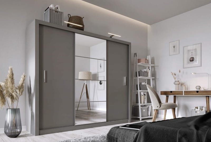 Einar grå garderob 250x215 cm - Grå - Products - Förvaring - Garderober & garderobssystem