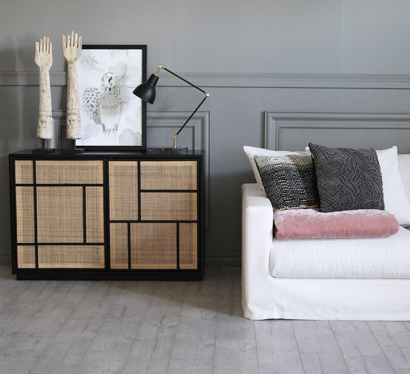 Stockholm skänk med rottingdörrar - 120 cm bred - Svart - Products - Förvaring - Förvaringsmöbler - Sideboard & skänk