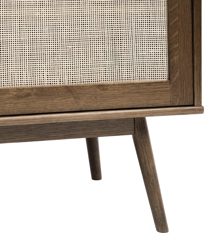 Yuma skänk i smoked oak med rotting detaljer, skjutdörrar - Smoked oak - Products - Förvaring - Förvaringsmöbler - Sideboard & skänk