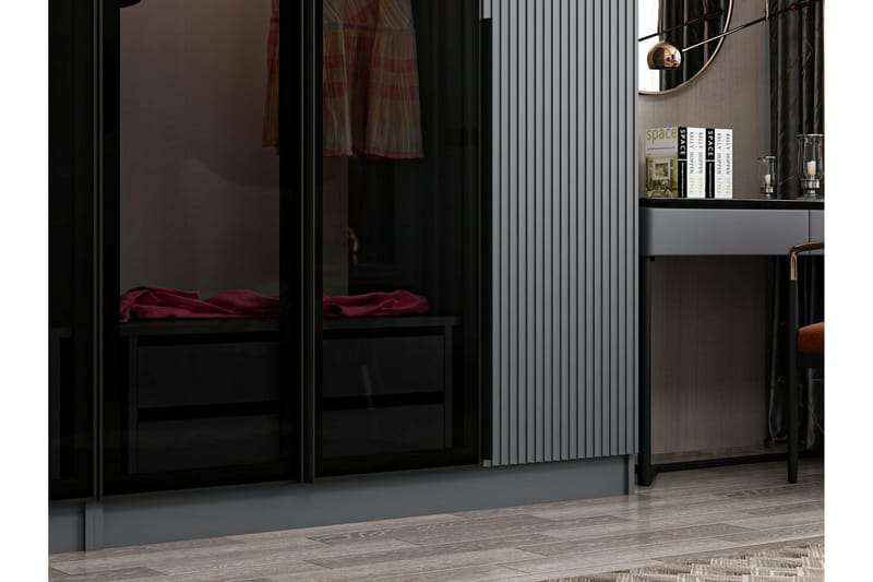Fruitland Garderob 225 cm - Antracit - Products - Förvaring - Garderober & garderobssystem - Garderobsskåp