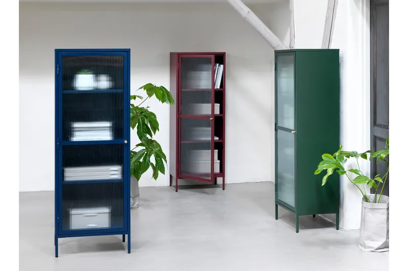 Lazarus Vitrinskåp 40,3 cm djup 111 cm bred 140 cm hög Trä - Grön - Products - Förvaring - Skåp - Vitrinskåp