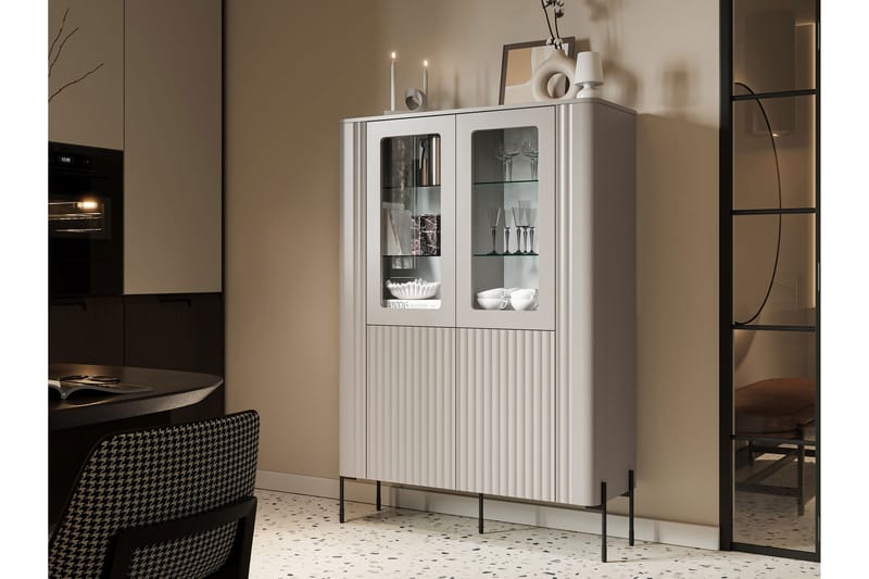 Sherie Vitrinskåp 110x160 cm - Svart - Products - Förvaring - Skåp - Vitrinskåp