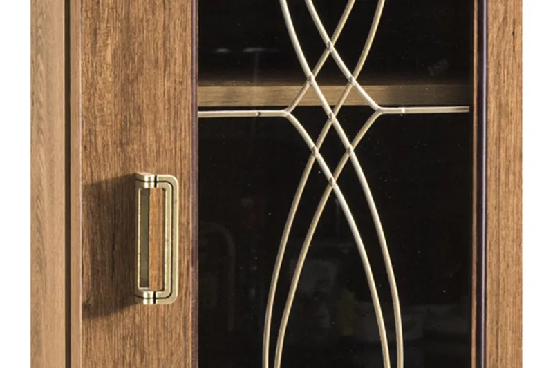 Tadeusz Lågt Vitrinskåp 44 cm djup 140 cm bred 110 cm hög Trä - Brun - Products - Förvaring - Skåp - Vitrinskåp