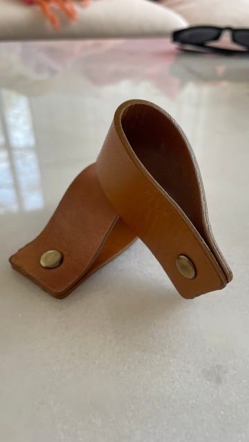 Servettring läder med platt spänne - brun - Products - Inredning - Dekoration & inredningsdetaljer - Bordsdekoration - Servettring