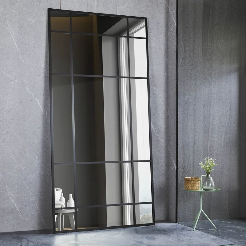 Stor helkroppsspegel 110x220cm | Spröjsad | Svart ram, Svart