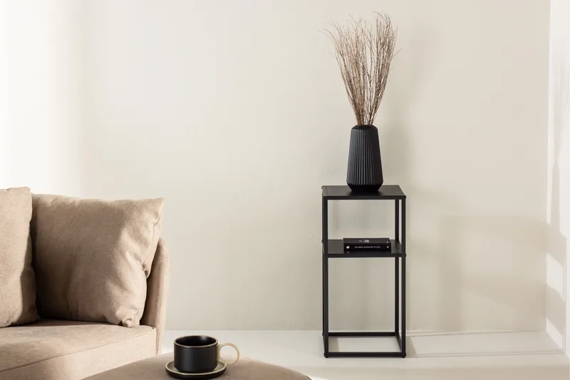 Punta Sidobord 30x30 cm - Svart - Products - Möbler - Bord & matgrupp - Avlastningsbord & sidobord - Brickbord & småbord
