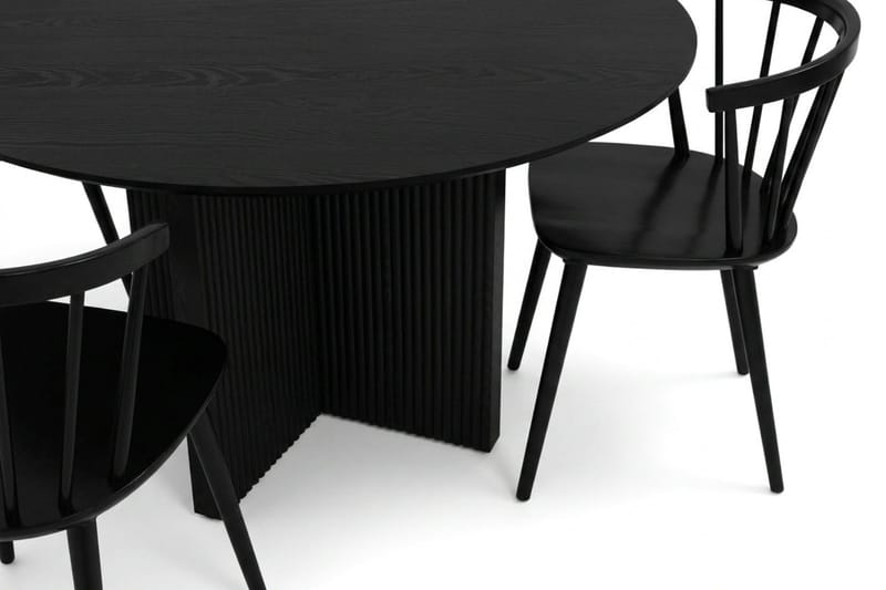 Edda Matgrupp runt 110 cm Svart med 4 Tyrö Matstolar - Svart - Products - Möbler - Bord & matgrupp - Matgrupp
