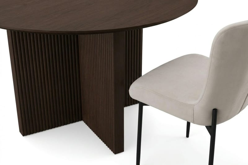 Edda Matgrupp runt 130 cm Rökt Ek med 6 Elsie Matstolar - Rökt ek/Beige - Products - Möbler - Bord & matgrupp - Matgrupp