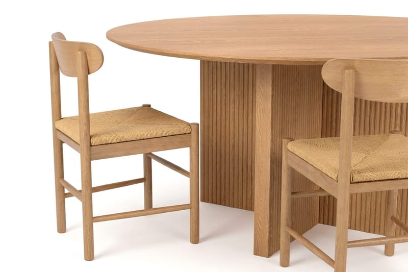 Edda Matgrupp runt 150 cm Ek med 6 Malte Matstolar - Ek - Products - Möbler - Bord & matgrupp - Matgrupp