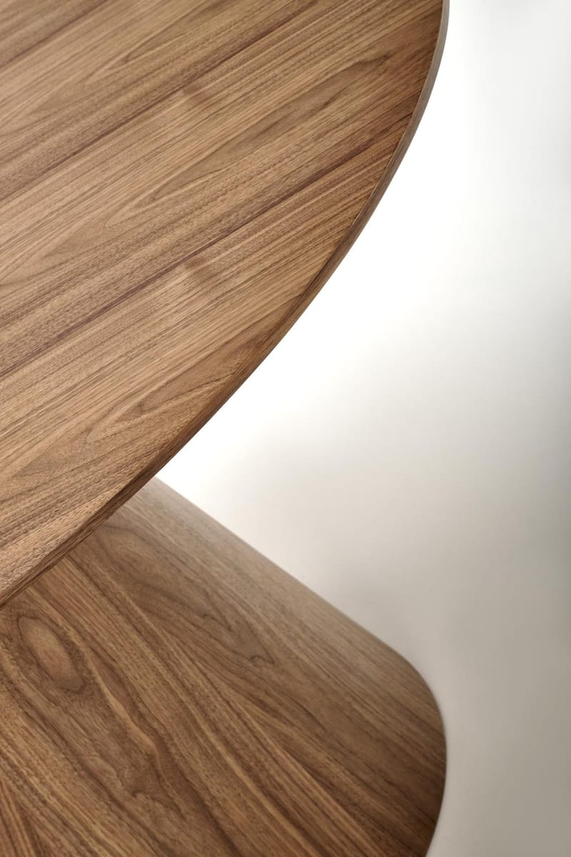 Float runt matbord i valnöt Ø137 cm - Valnöt - Products - Möbler - Bord & matgrupp - Matbord & köksbord