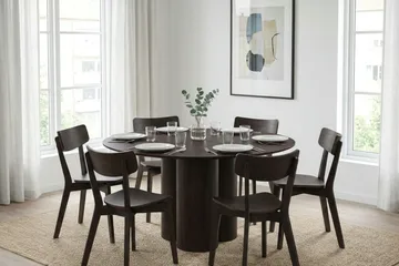 Juno Matgrupp 130 cm runt i Rökt Ek med 6 Amelia Matstolar - Rökt Ek - Products - Möbler - Bord & matgrupp - Matgrupp