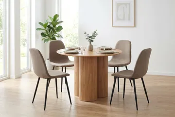 Juno Matgrupp runt 110 cm Ek med 4 Nibe Matstolar - Ek - Products - Möbler - Bord & matgrupp - Matgrupp