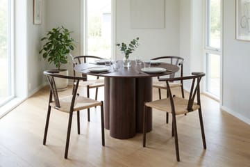 Juno Matgrupp runt 110 cm Valnöt med 4 Elysia Matstolar - Products - Möbler - Bord & matgrupp - Matgrupp