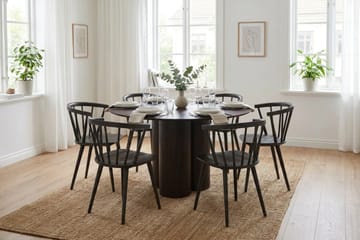 Juno Matgrupp runt 130 cm Rökt Ek med 6 Tyrö Matstolar - Rökt ek - Products - Möbler - Bord & matgrupp - Matgrupp