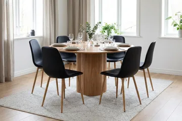 Juno Matgrupp runt 150 cm Ek med 6 Nibe Matstolar - Ek - Products - Möbler - Bord & matgrupp - Matgrupp