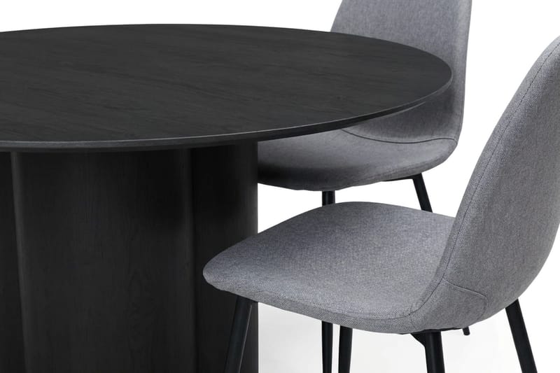 Juno Matgrupp runt 150 cm Svart med 6 Nibe Matstolar - Svartlaserad ek - Products - Möbler - Bord & matgrupp - Matgrupp