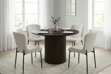 Kopparbo Matgrupp runt 110 cm Rökt Ek med 4 Elsie Matstolar - Rökt ek/Vit - Products - Möbler - Bord & matgrupp - Matgrupp