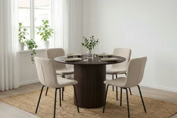 Kopparbo Matgrupp runt 110 cm Rökt Ek med 4 Katy Matstolar - Rökt ek - Products - Möbler - Bord & matgrupp - Matgrupp