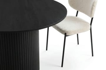 Kopparbo Matgrupp runt 110 cm Svart med 4 Gemmiano Matstolar - Svartlaserad ek - Products - Möbler - Bord & matgrupp - Matgrupp