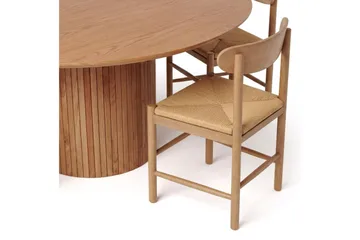 Kopparbo Matgrupp runt 180 cm Ek med 8 Malte Matstolar - Ek - Products - Möbler - Bord & matgrupp - Matgrupp