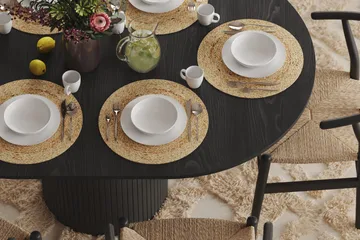 Kopparbo Matbord Runt 106-156 cm Förlängningsbart - Svart trä - Products - Möbler - Bord & matgrupp - Matbord & köksbord