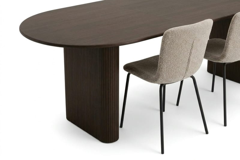 Noira Matgrupp förlängningsbart 220-320 cm Rökt Ek med 6 Katy Matstolar - Rökt ek - Products - Möbler - Bord & matgrupp - Matgrupp