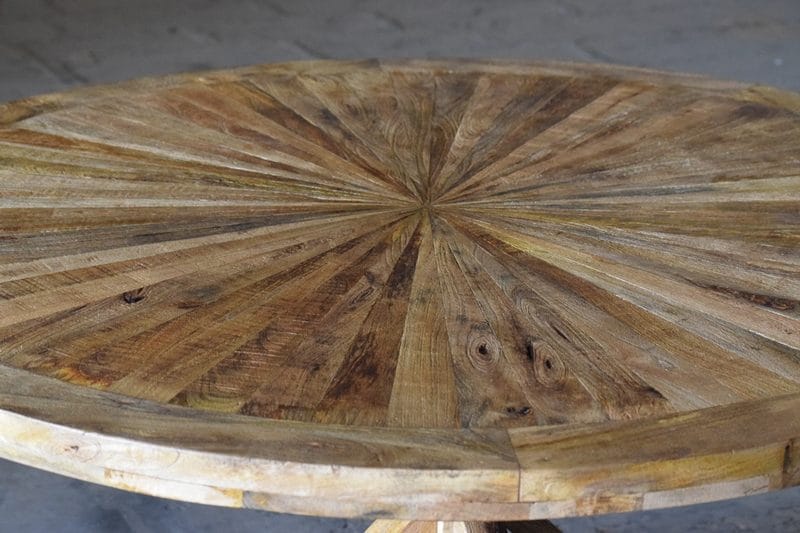 Palma runt matbord Ø140 cm - Återvunnet trä - Återvunnet trä (drivved) - Products - Möbler - Bord & matgrupp - Matbord & köksbord