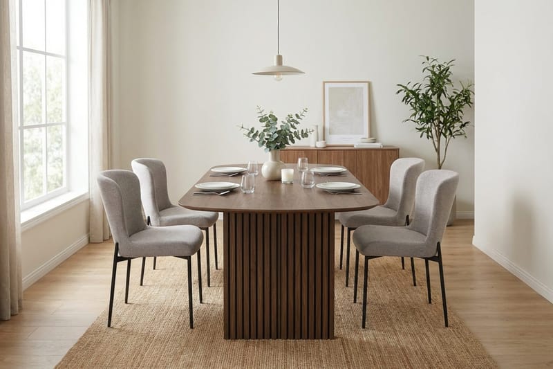 Richeto Matgrupp Rökt Ek 180 cm med 4 Elsie Matstolar - Rökt ek - Products - Möbler - Bord & matgrupp - Matgrupp