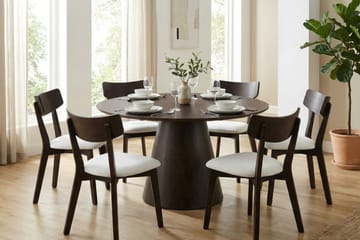 Siena Matgrupp 130 cm runt i Rökt Ek med 6 Amelia Matstolar med Dyna - Rökt Ek/Beige - Products - Möbler - Bord & matgrupp - Matgrupp