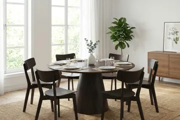 Siena Matgrupp 130 cm runt i Rökt Ek med 6 Amelia Matstolar - Rökt Ek - Products - Möbler - Bord & matgrupp - Matgrupp