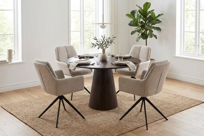 Siena Matgrupp runt 110 cm Rökt Ek med 4 Torsby Matstolar - Rökt ek - Products - Möbler - Bord & matgrupp - Matgrupp