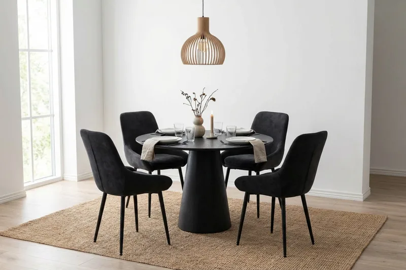 Siena Matgrupp runt 110 cm Svart med 4 Alsarp Matstolar - Svart - Products - Möbler - Bord & matgrupp - Matgrupp