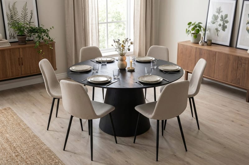 Siena Matgrupp runt 130 cm Svart med 6 Nibe Matstolar - Svart - Products - Möbler - Bord & matgrupp - Matgrupp