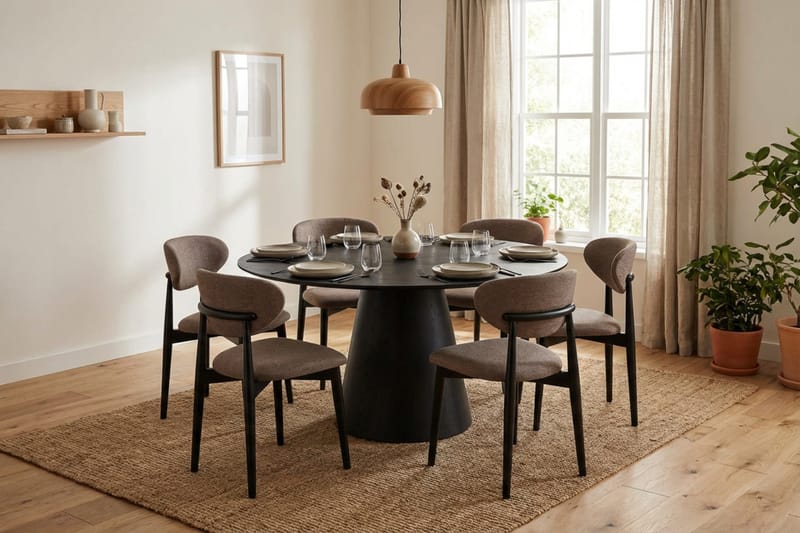 Siena Matgrupp runt 150 cm Svart med 6 Molly Matstolar - Svart - Products - Möbler - Bord & matgrupp - Matgrupp