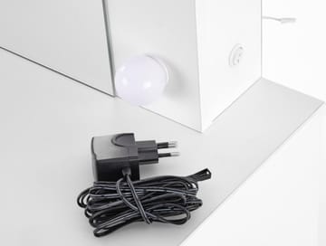 Facada vitt sminkbord med belysning 94 x 43 cm - Vit - Products - Möbler - Bord & matgrupp - Sminkbord & toalettbord