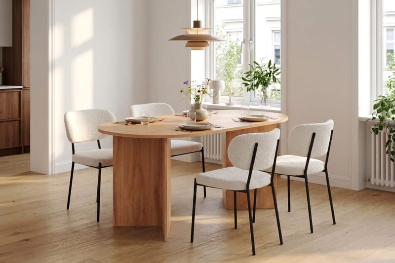 Vera Matgrupp rektangulärt 180 cm med 4 Gemmiano Matstolar - Ek - Products - Möbler - Bord & matgrupp - Matgrupp