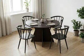 Vera Matgrupp runt 110 cm Rökt Ek med 4 Tyrö Matstolar - Rökt ek - Products - Möbler - Bord & matgrupp - Matgrupp
