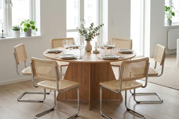 Vera Matgrupp runt 150 cm Ek med 6 Build Matstolar - Ek - Products - Möbler - Bord & matgrupp - Matgrupp