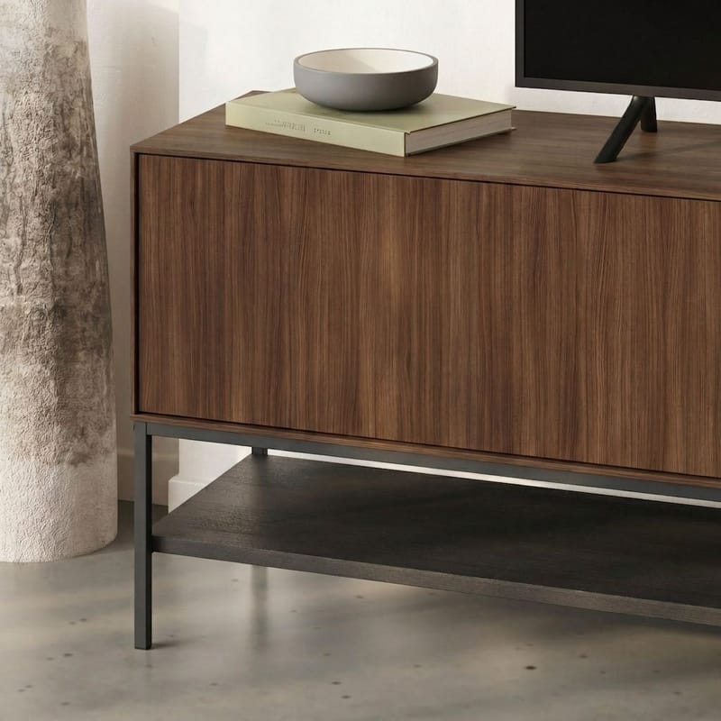 Kenvor Tv-bänk 180 cm - Milano Walnut, Wood Black, Black - Products - Möbler - TV- & Mediamöbler - TV bänk & mediabänk