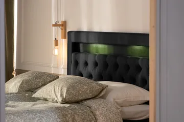 Alessia Komplett Sängpaket med Förvaring LED-belysning 180x200 cm - Svart - Products - Möbler - Säng - Säng med förvaring