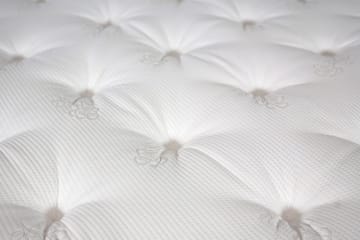 Charleston Kontinentalsäng 180x200 Fast Polyeterskum - Ljusgrå - Products - Möbler - Säng - Kontinentalsäng