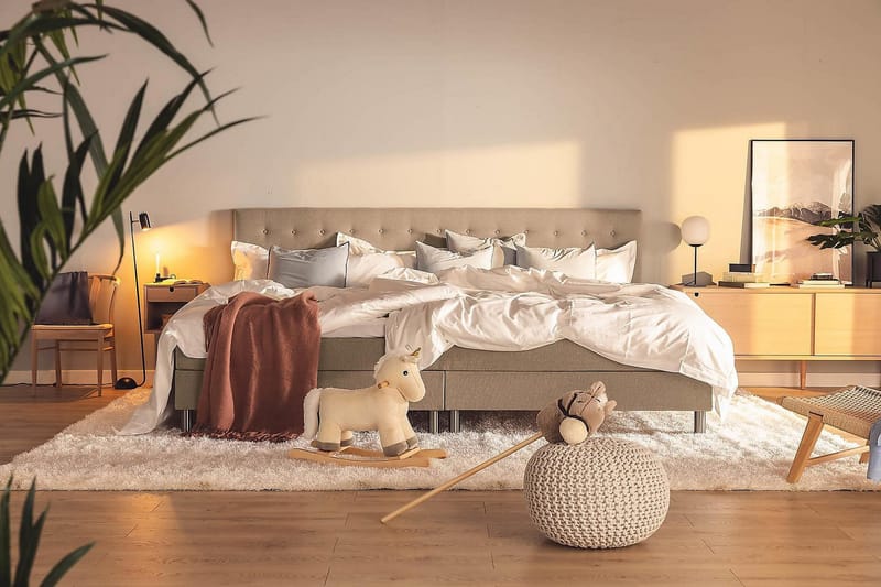 Ella Familjesäng 280x210  cm - (+Fler val) Mullvad - Products - Möbler - Säng - Kontinentalsäng