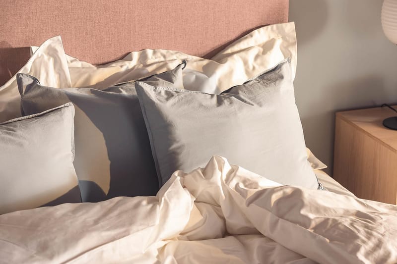 Ella Familjesäng Sängpaket 240x210  cm - (+Fler val) Rosa - Products - Möbler - Säng - Kontinentalsäng