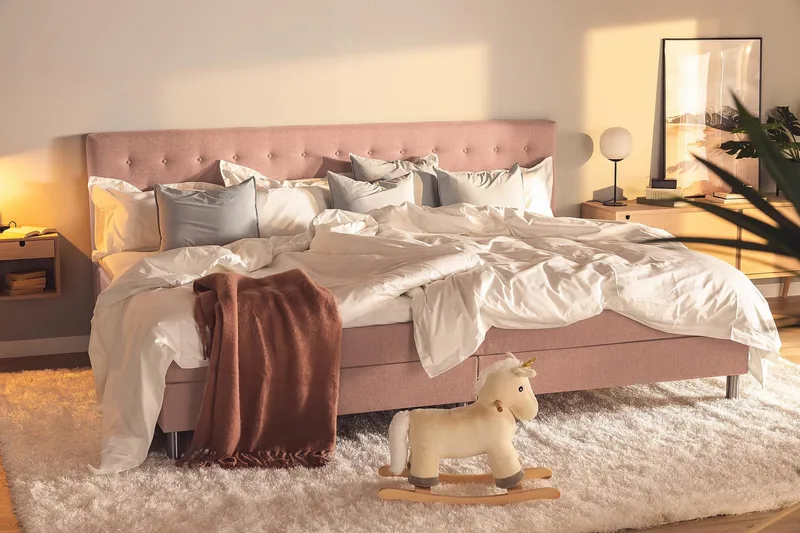 Ella Familjesäng Sängpaket 280x200  cm - (+Fler val) Rosa - Products - Möbler - Säng - Kontinentalsäng