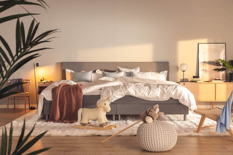 Ella Familjesäng Sängpaket 280x210  cm - (+Fler val) Ljusgrå - Products - Möbler - Säng - Kontinentalsäng